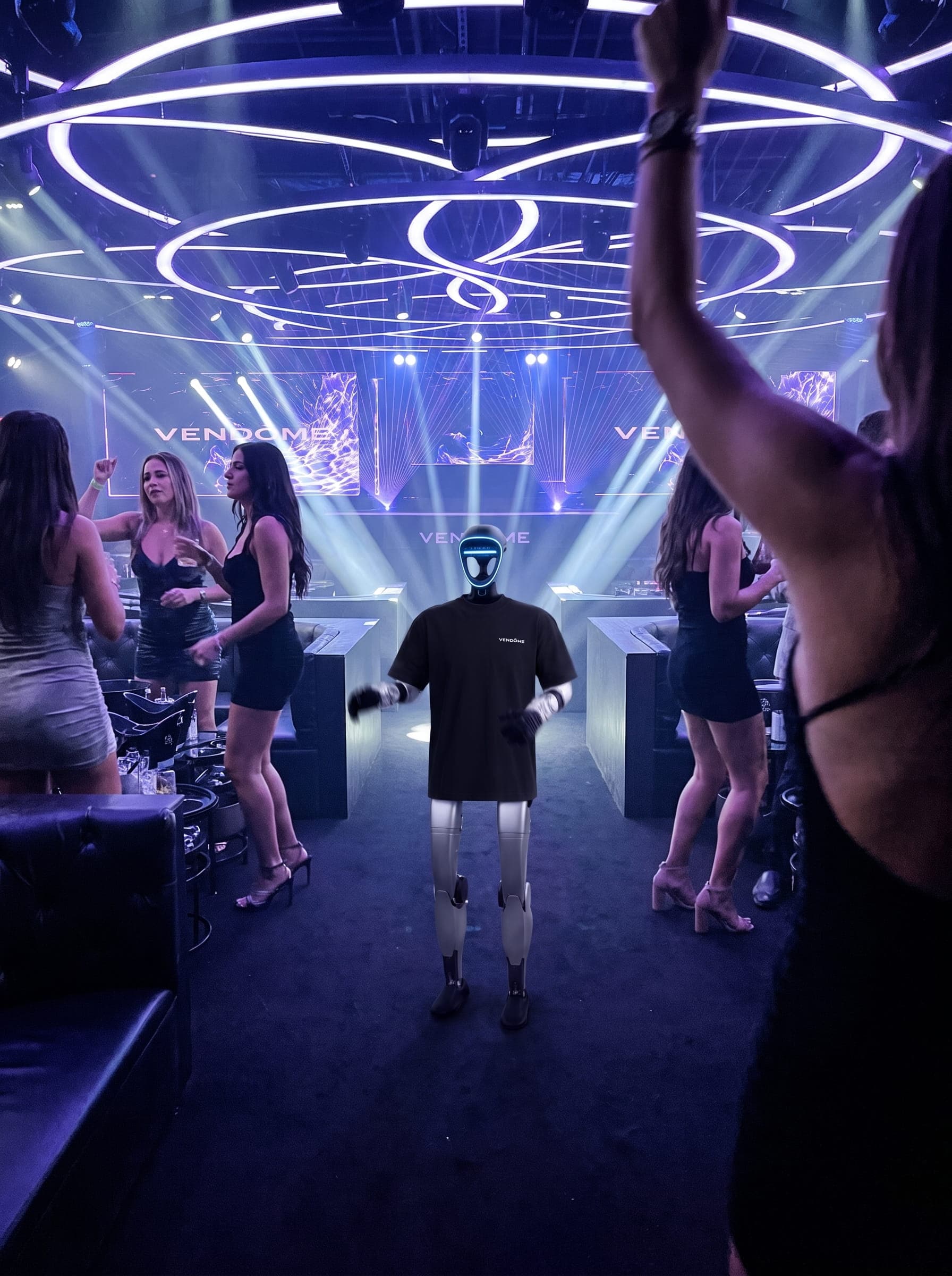 Jeff, el robot humanoide, en Miami: club nocturno